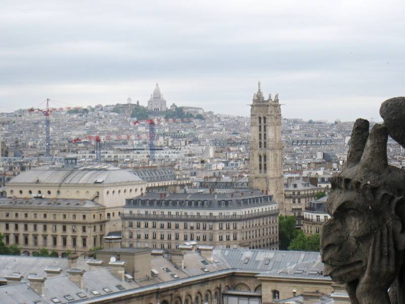 Notre Dame  - vhad z Galrie Chimr  - Sacre Coeur a Jakubova vea 