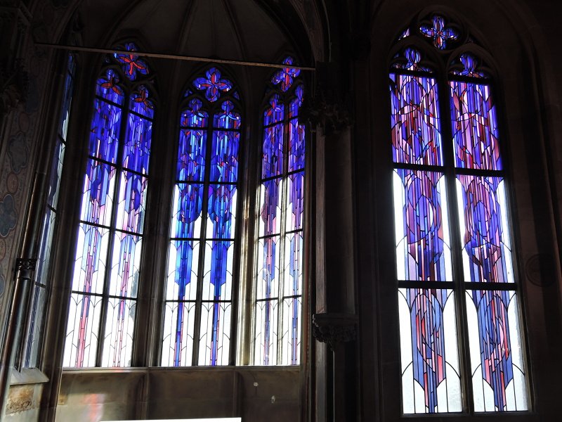 Staromestsk radnica - nov okn v gotickej kaplnke