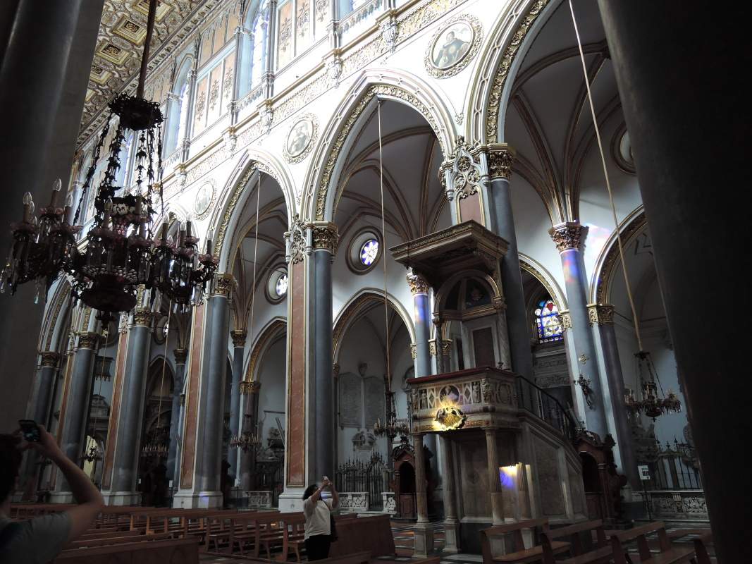 Kostol San Domenico Maggiore