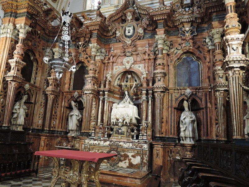 Katedrla v Granade - kaplnka Panny Mrie bolestnej