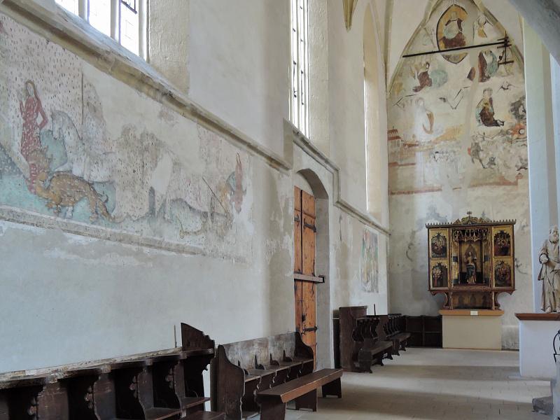 Evanjelický kostol sv. Mikuláša - bočná loď so zvyškami pôvodných malieb