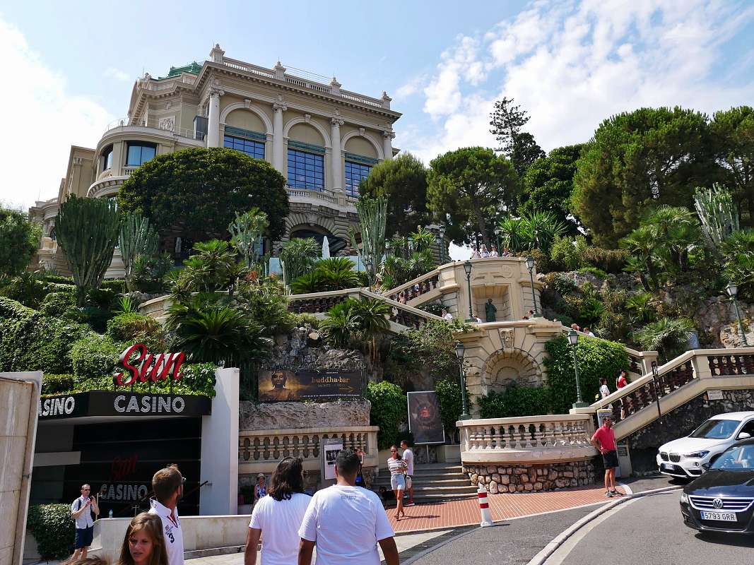 Kasno Monte Carlo od 360stupovej zkruty
