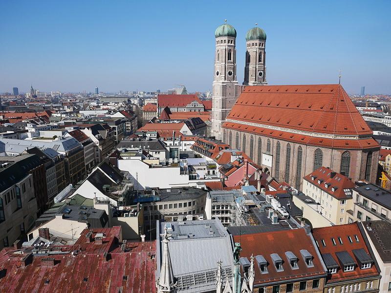 Vhad z radninej vee - Kostol Panny Mrie (Frauenkirche)