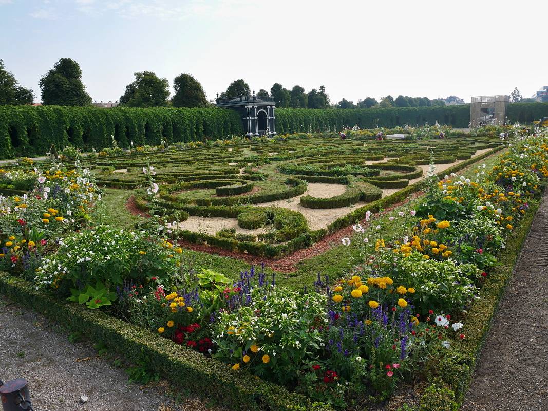 Zhrady korunnho princa Rudolfa (Privy Garden)