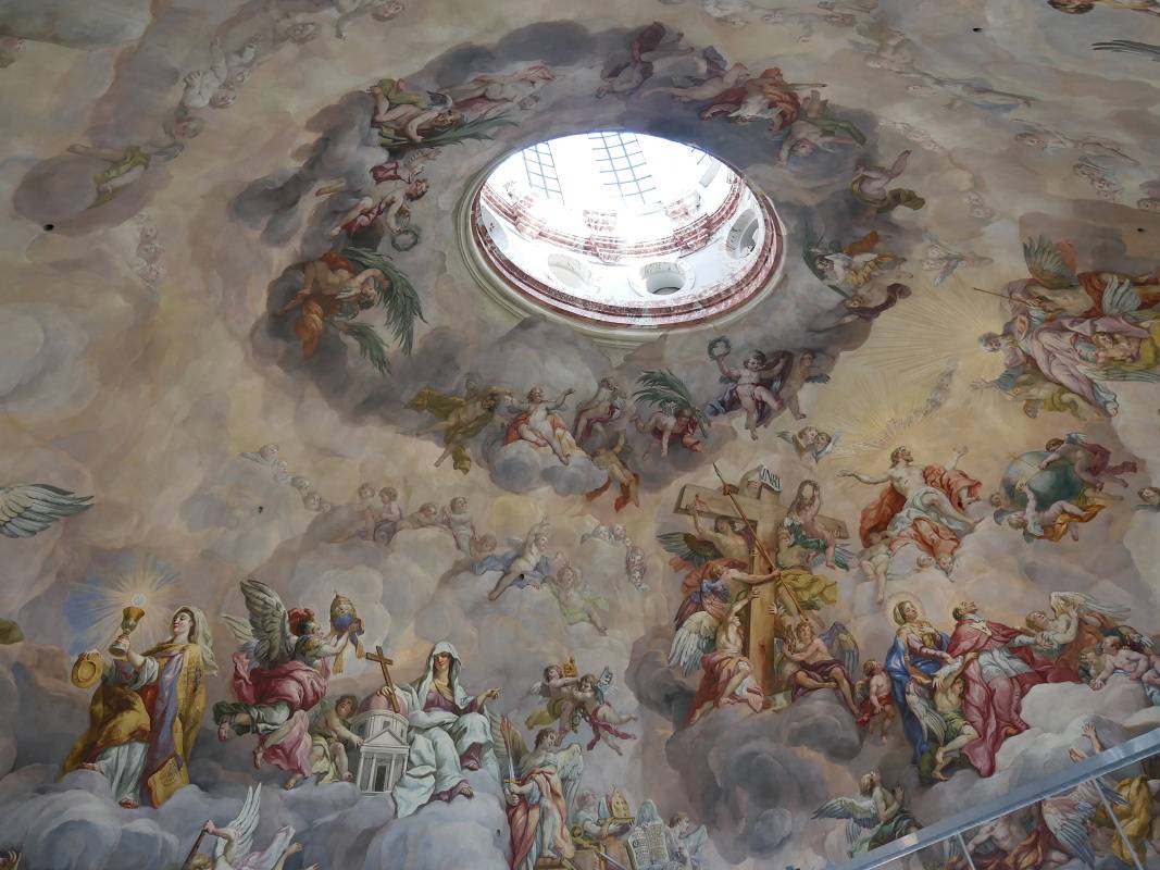 Kostol sv. Karola Boromejskho - fresky kupoly s vjavmi zo ivota sv. Karola Boromejskho