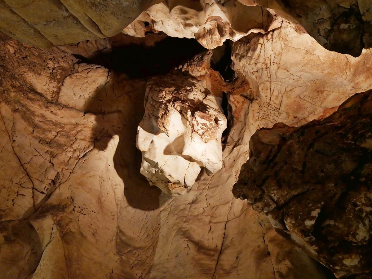 Jasovsk jaskya - srdce jaskyne pred Husitskou sieou