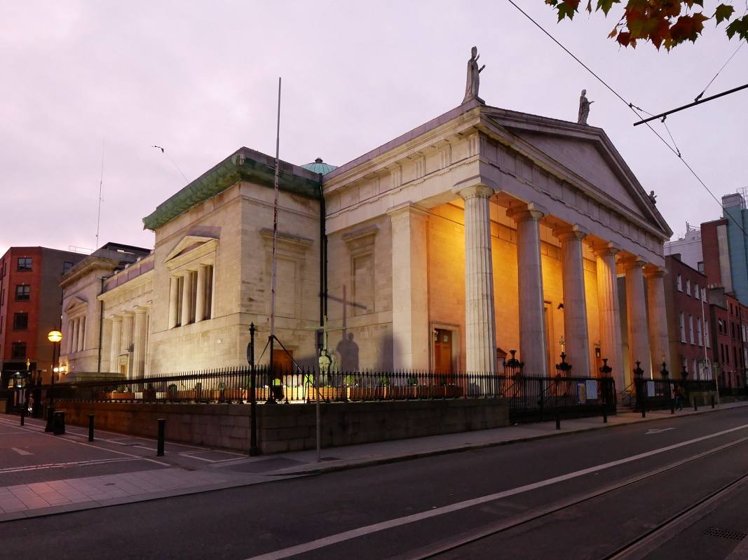 Kostol sv. Marie na Marlborough Street - prokatedrla rmsko-katolckeho biskupa Dublinu