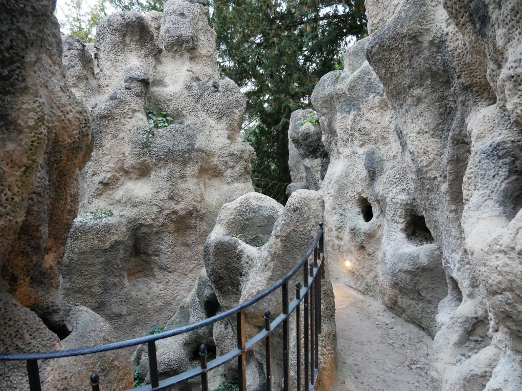 Blúdime Grottou