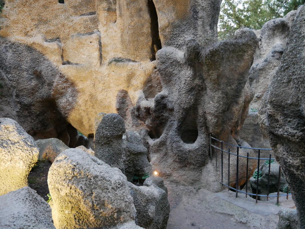 Blúdime Grottou