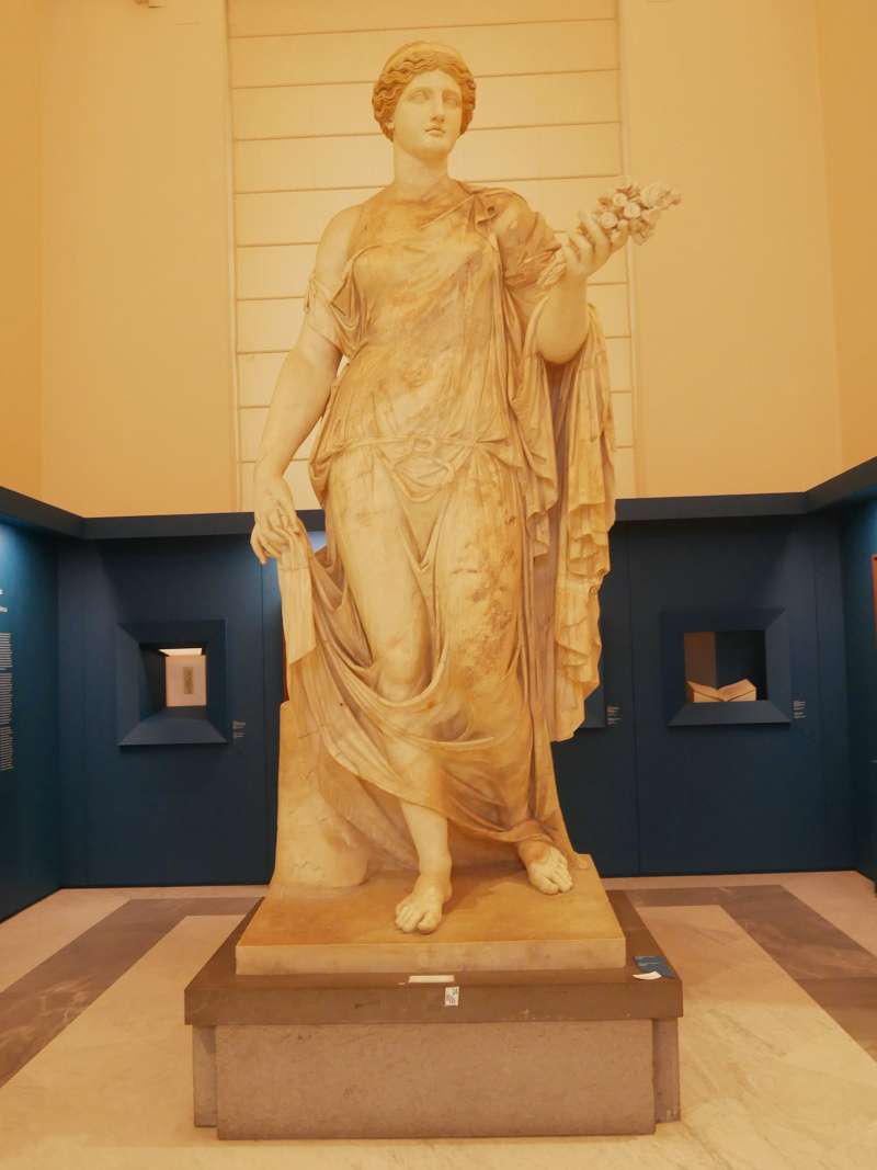 Koloslna socha Flry Maggiore, kolekcia Farnese