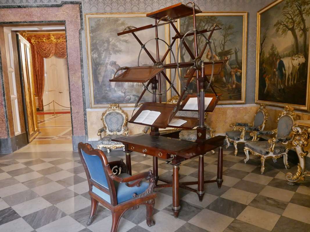 Zadn izba - oton tac stolk Mrie Karolny, r.1792