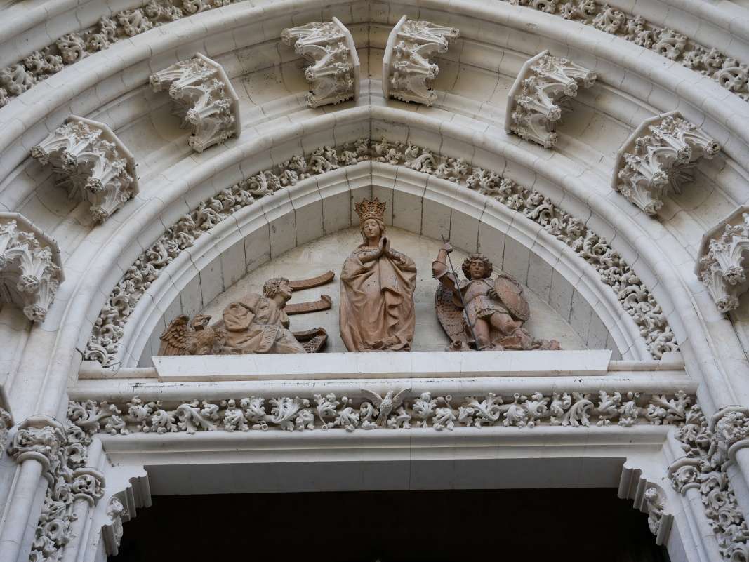 Vstup do Katedrly - Brna nepokvrnenho poatia (Puerta de la Concepcion)