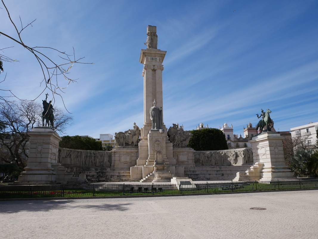 panielske nmestie (Plaza de Espaa) a Monument Kontitcie 1812