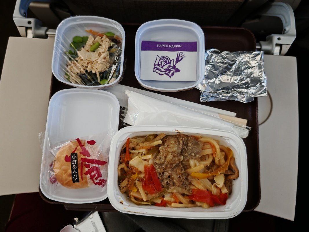 Let Tokio - Šanghaj