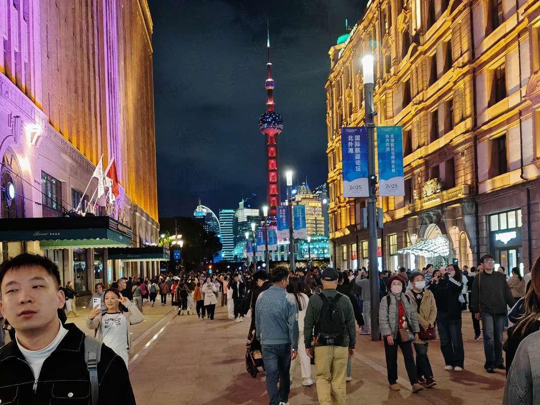 Beijing Rd., blížime sa k panoráme a vyzerá to super