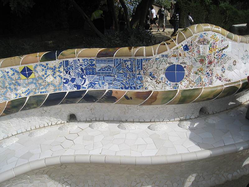 Park Güell - dračia lavička