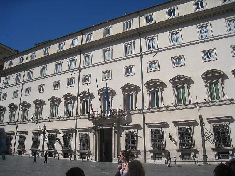 Palác Chigi na Piazza Colonna, sídlo talianskej vlády