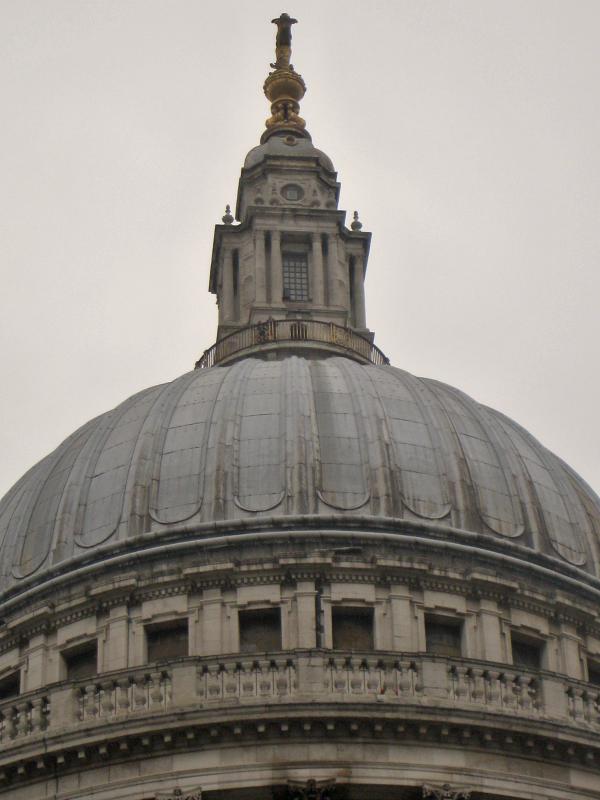 st. Paul Cathedral - iní turisti na Zlatej galérii