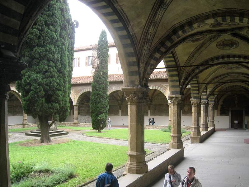 Bazilika Santa Maria Novella - kláštorné nádvorie