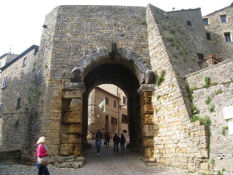Volterra - Etruská brána (Porta all’Arco)