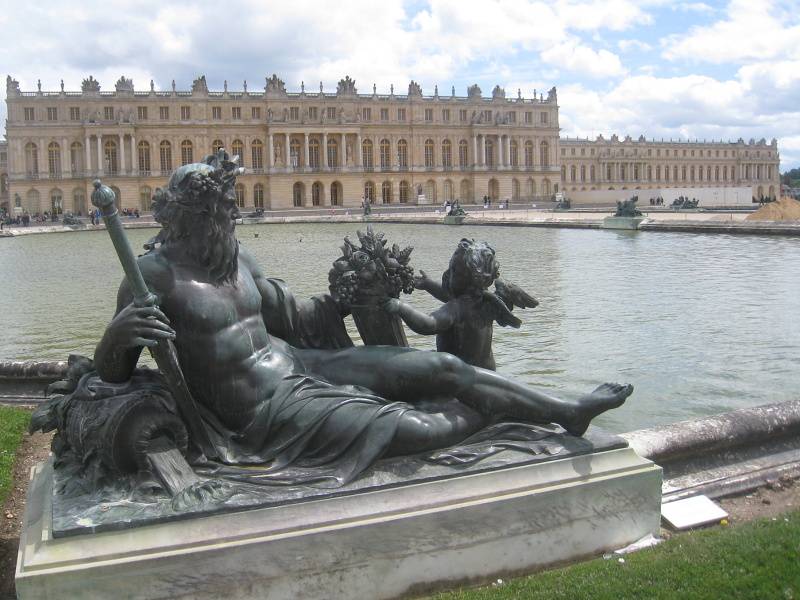 Versailles