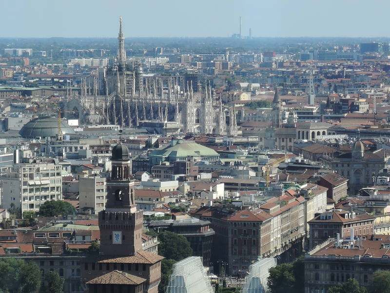 Torre Branca - výhľad na Milánsky Dóm