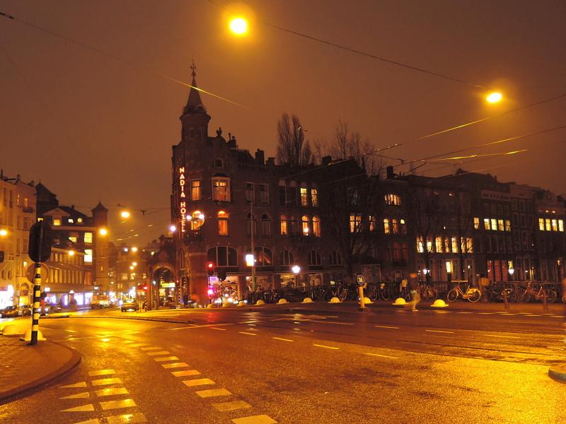 Večerný hotel Nadia