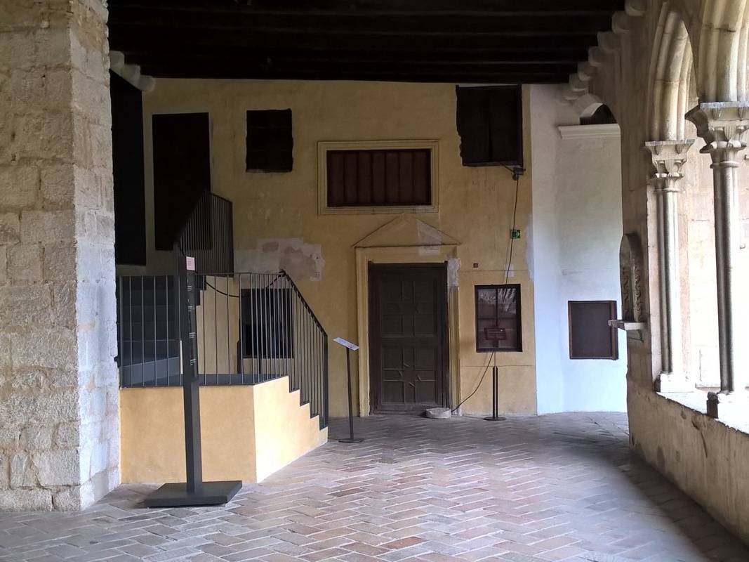 Kláštor Santa Maria de Pedralbes - porta Santa Marta