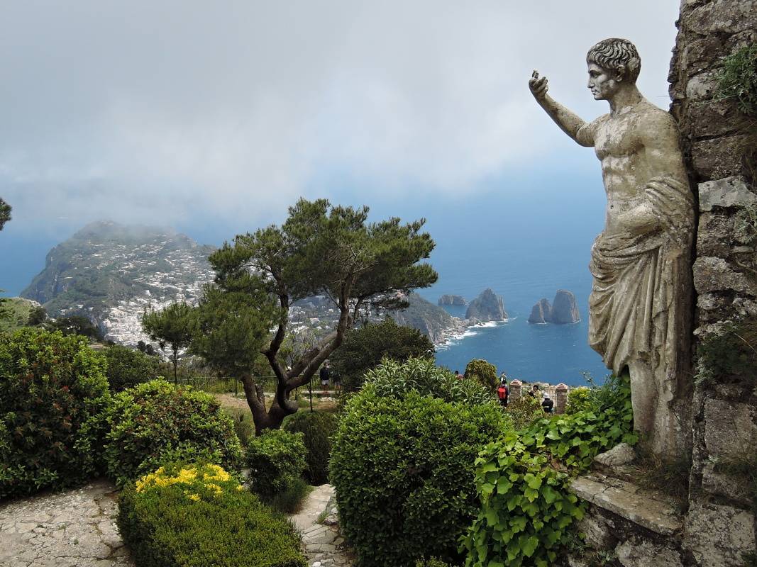 Monte Solaro - pohľad na Capri, ktorý neomrzí