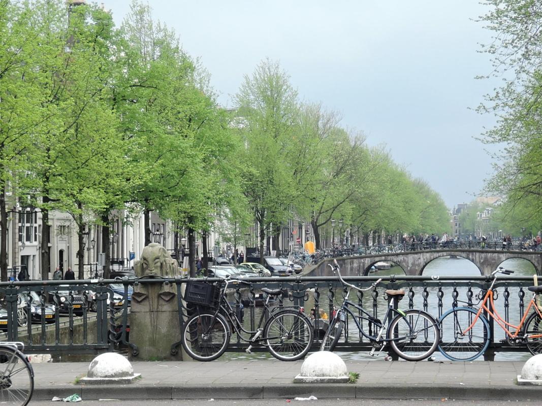 Gracht, bicykle a domčeky ...