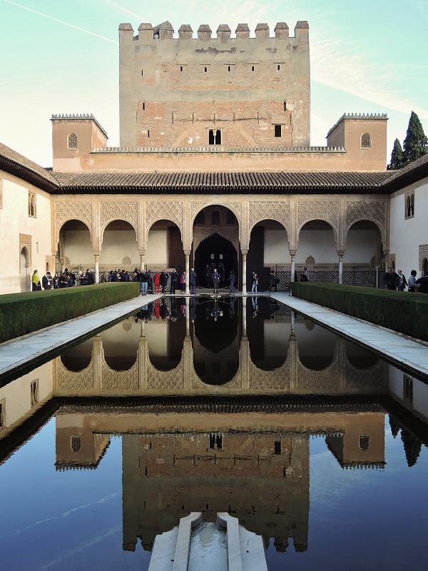 Palác Comares - Patio de Arrayanes