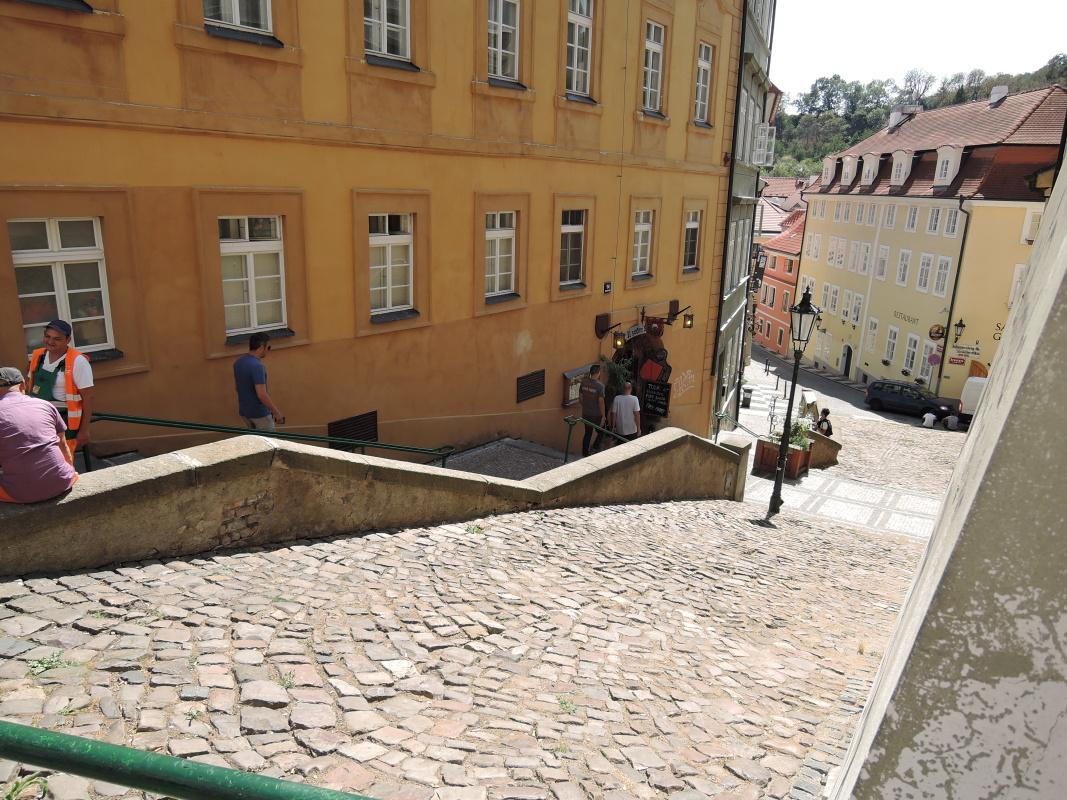 Jánský vršek - len po schodoch :)