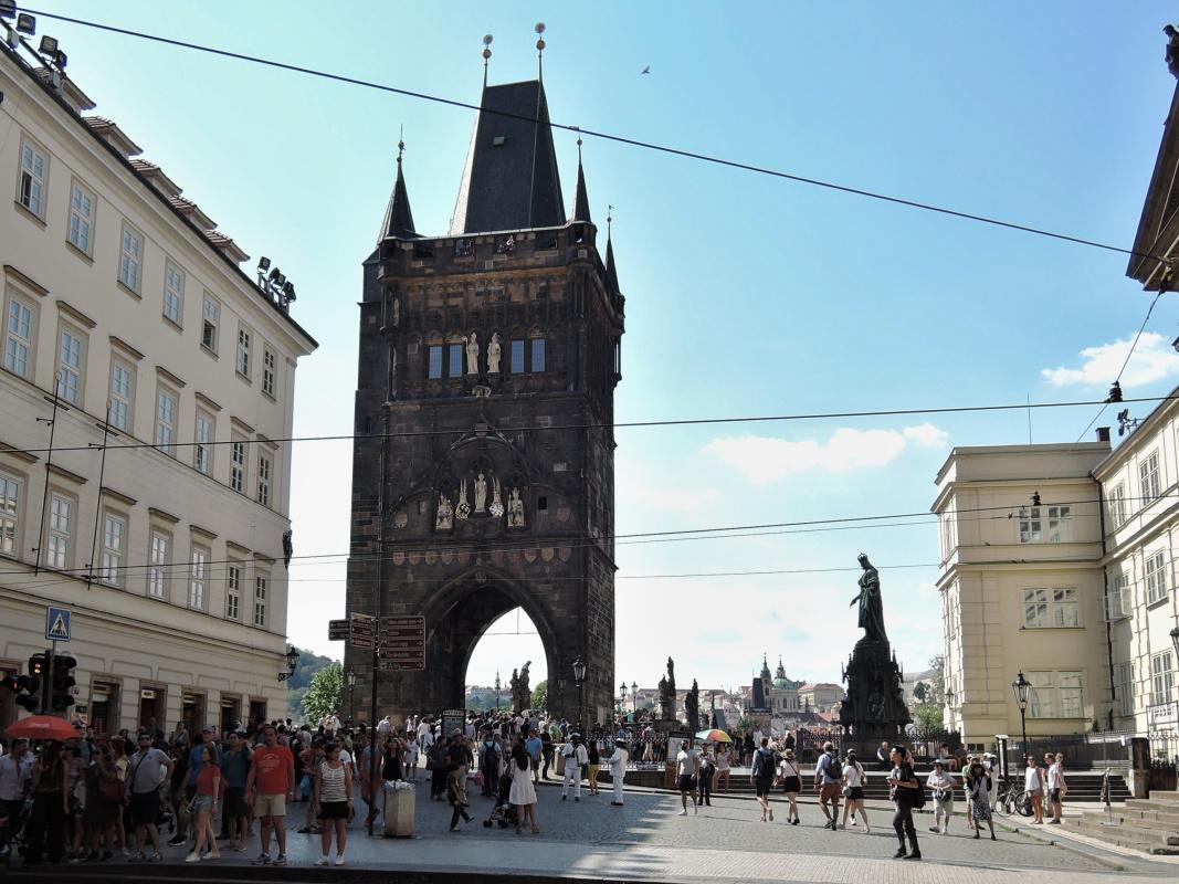 Staromestská mostecká veža