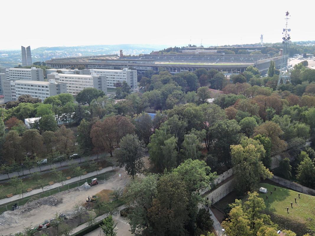 Petřín - výhľad na Strahovský štadión