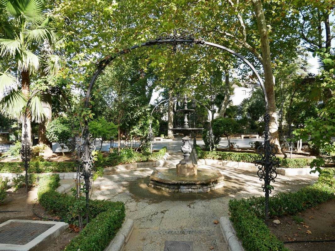 Alameda del Tajo - park z 19. st.