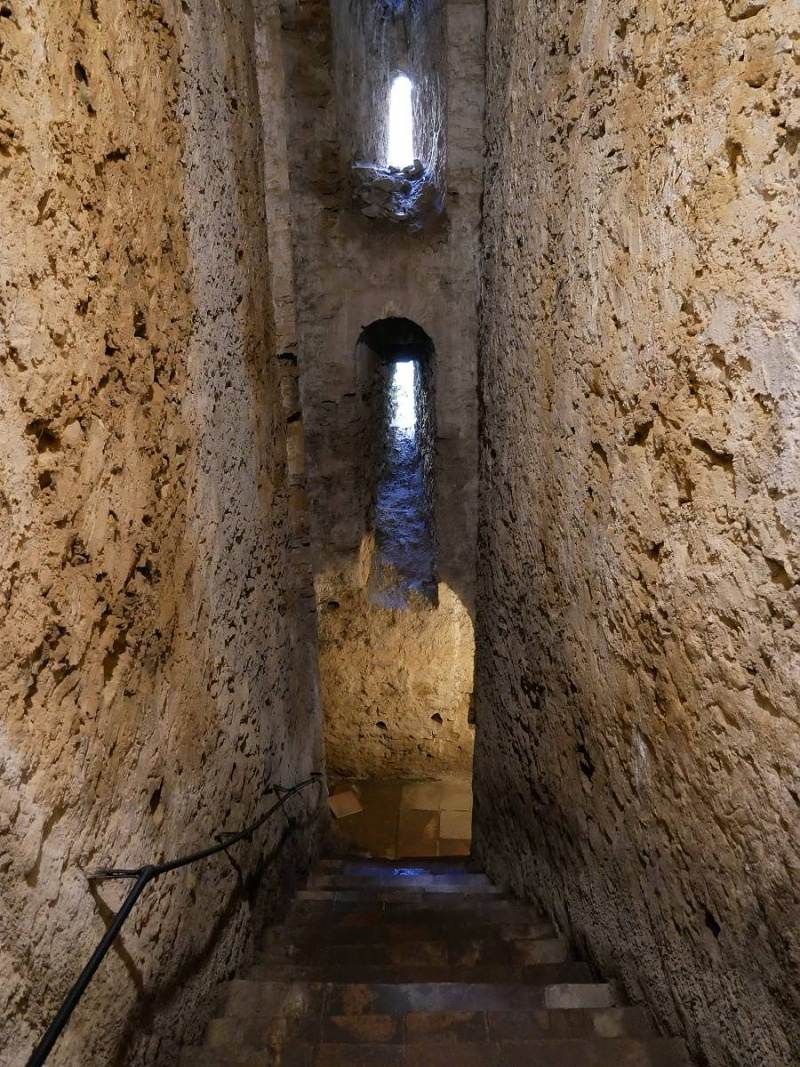 La Casa del Rey Moro - a ešte nižšie ...