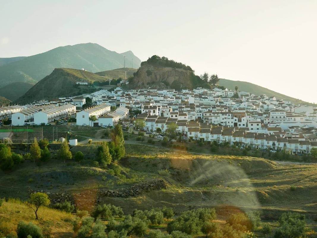 Ardales - pre mňa spomienkové mesto, odkiaľ išla Gabika min. roku z benzínky taxíkom na Caminito del Rey