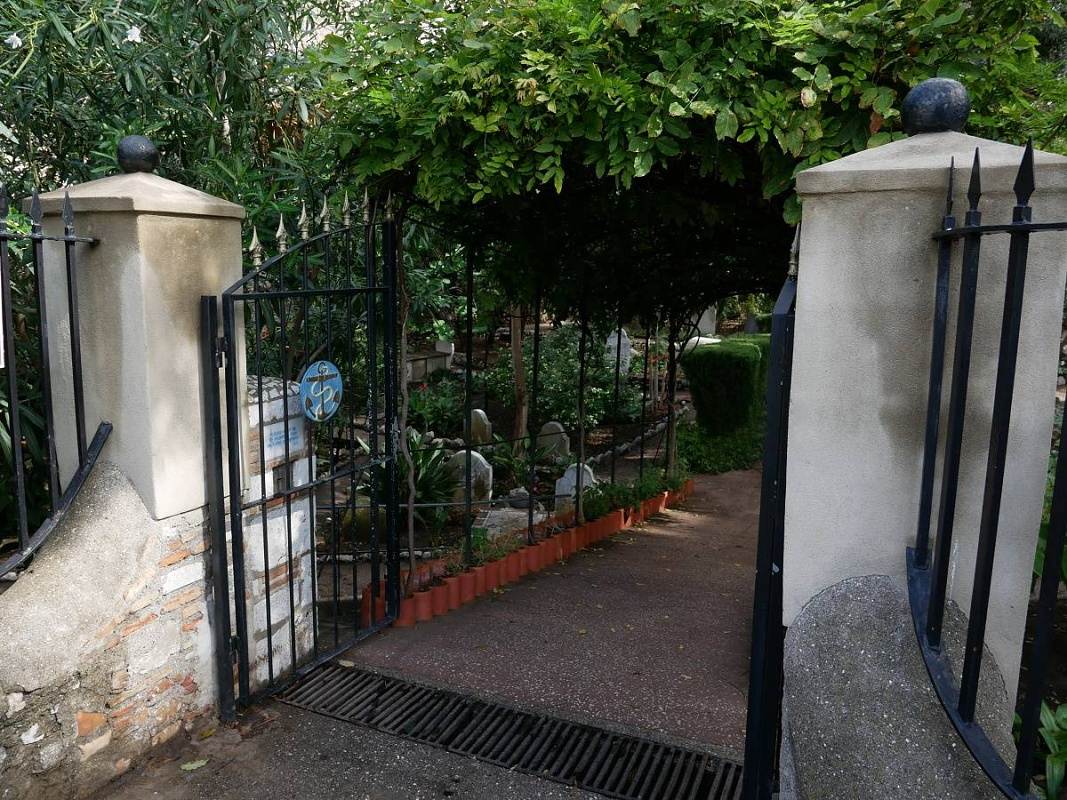 Trafalgalský cintorín (Trafalgal Cemetery)