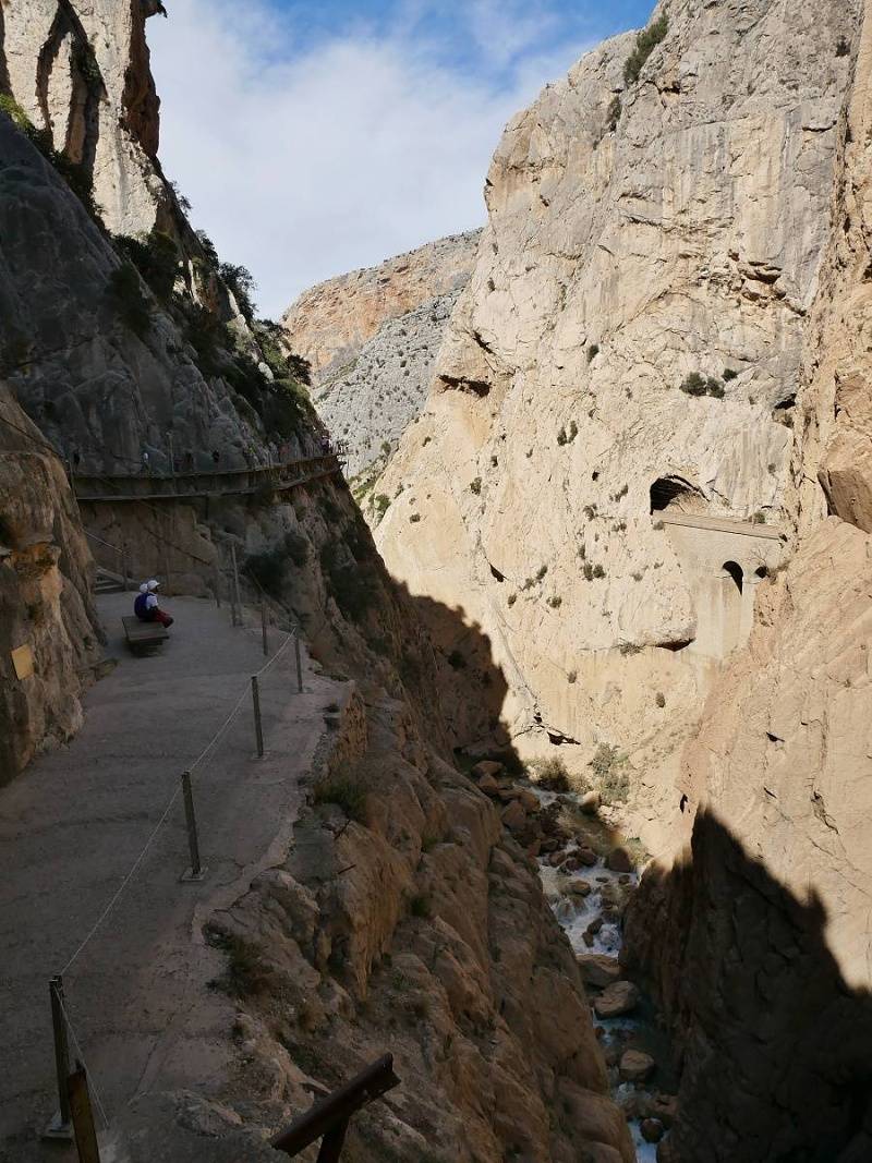 Caminito del Rey - pohľad späť do druhej rokliny od visutého mosta