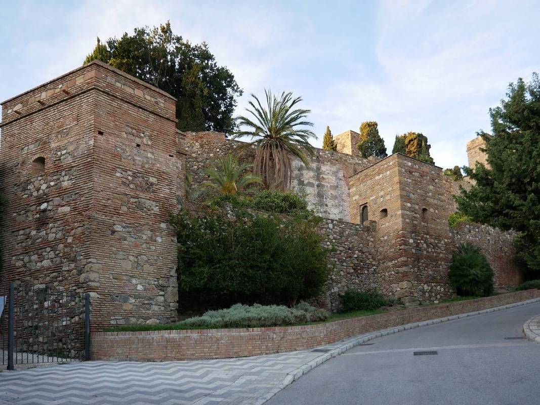 Malaga - múry Alcazaby