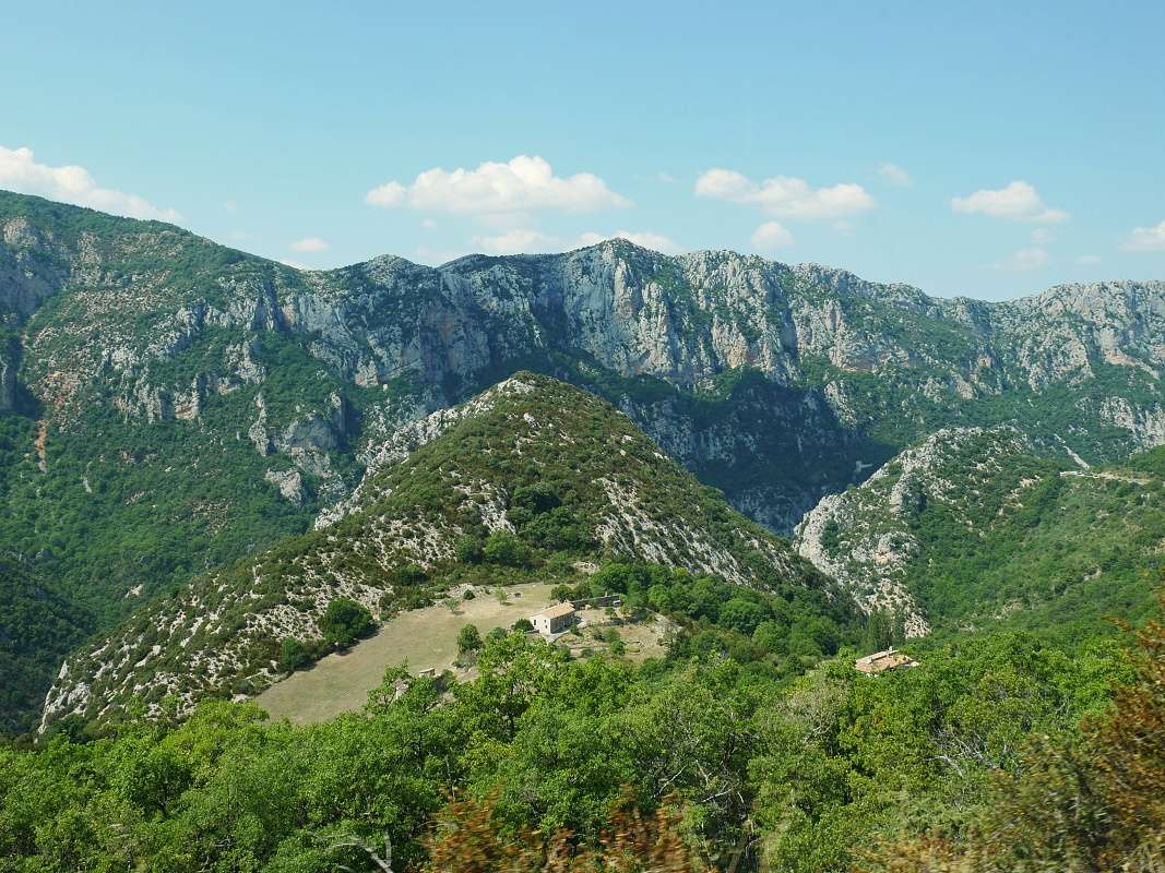 Cesta kaňonom