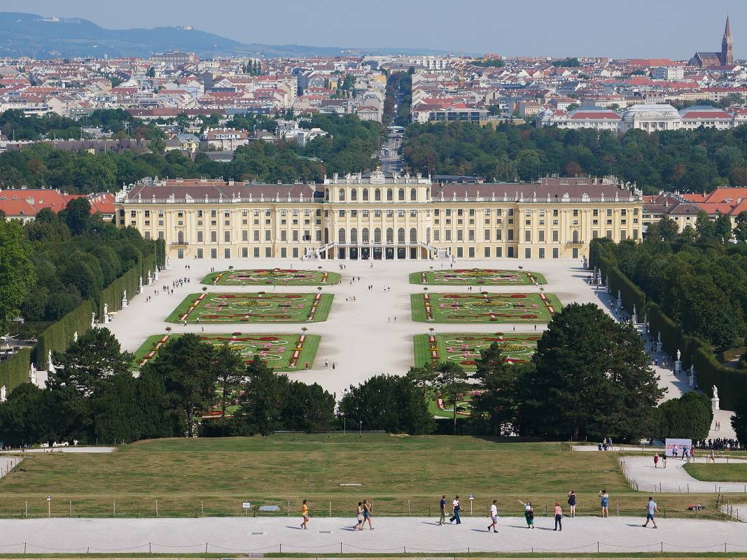 Výhľad na Viedeň z terasy Gloriette