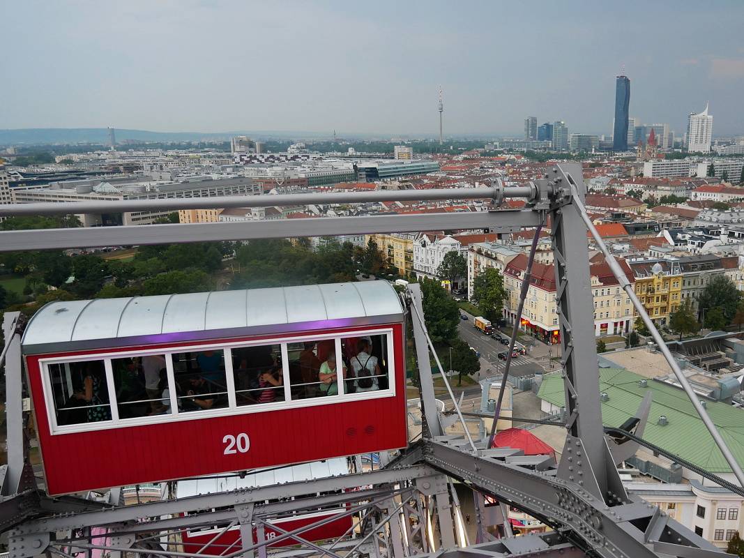 Historické koleso - Danube Tower