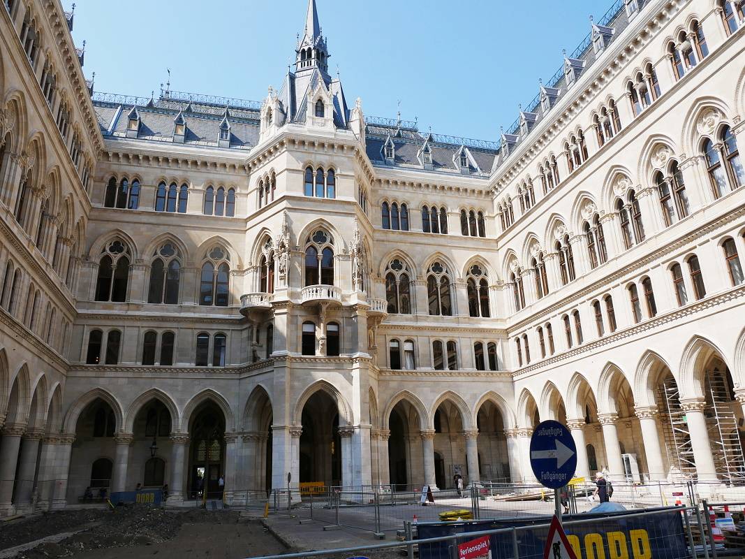 Radnica (Rathaus)- nádvorie
