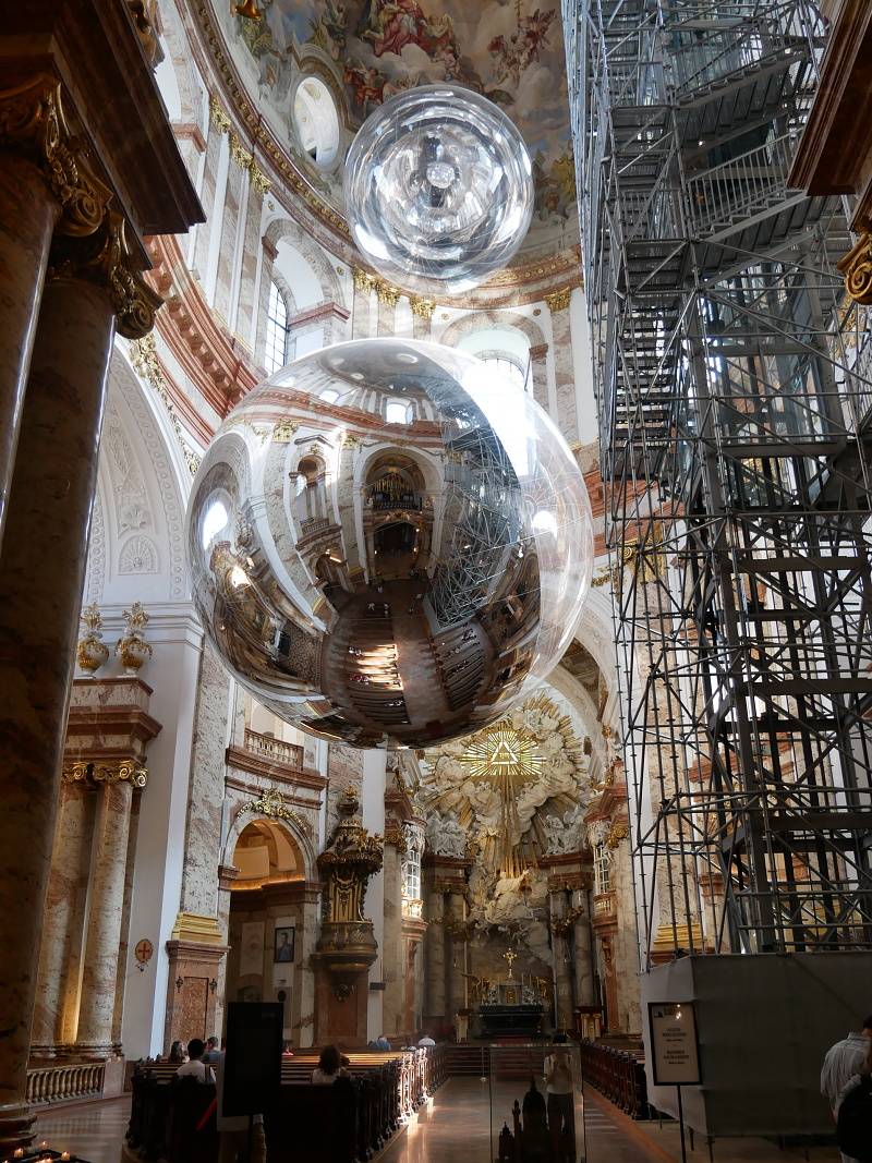 Kostol sv. Karola Boromejského (Karlskirche) - vstupujem