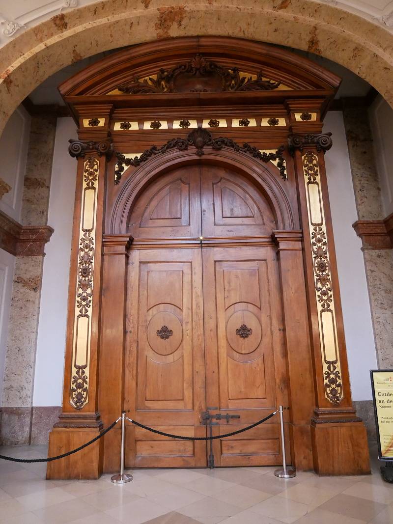 Kostol sv. Karola Boromejského - hl. vstup