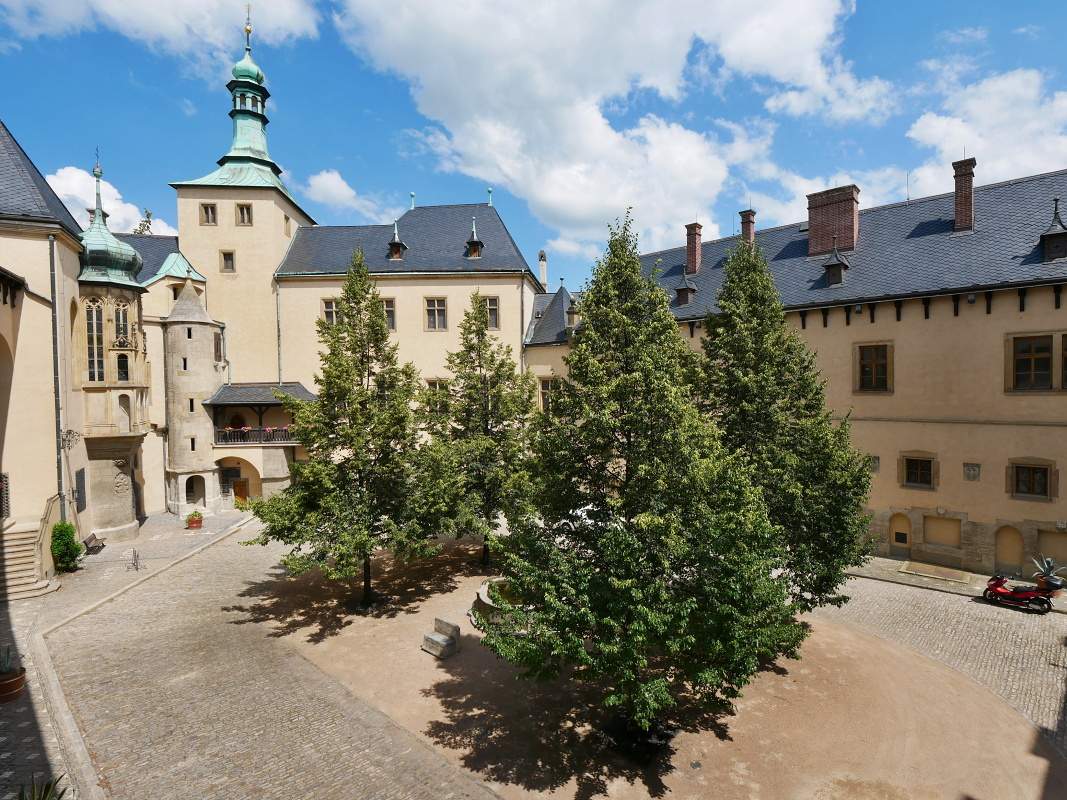 Vlašský dvor