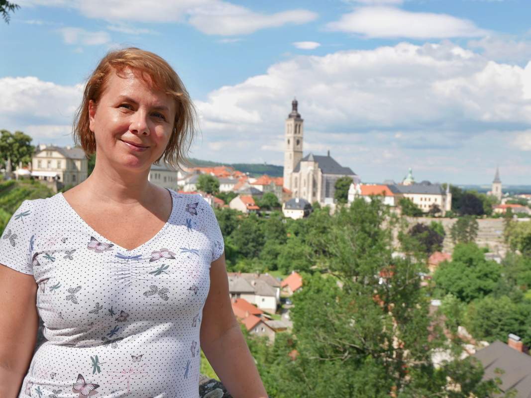 Kutná Hora fotená spoza Barborky