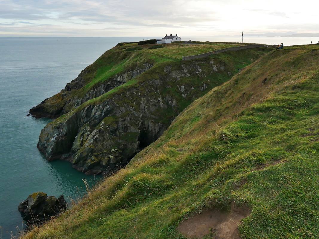 Howth - cesta k majáku, ale maják už ani nevidno