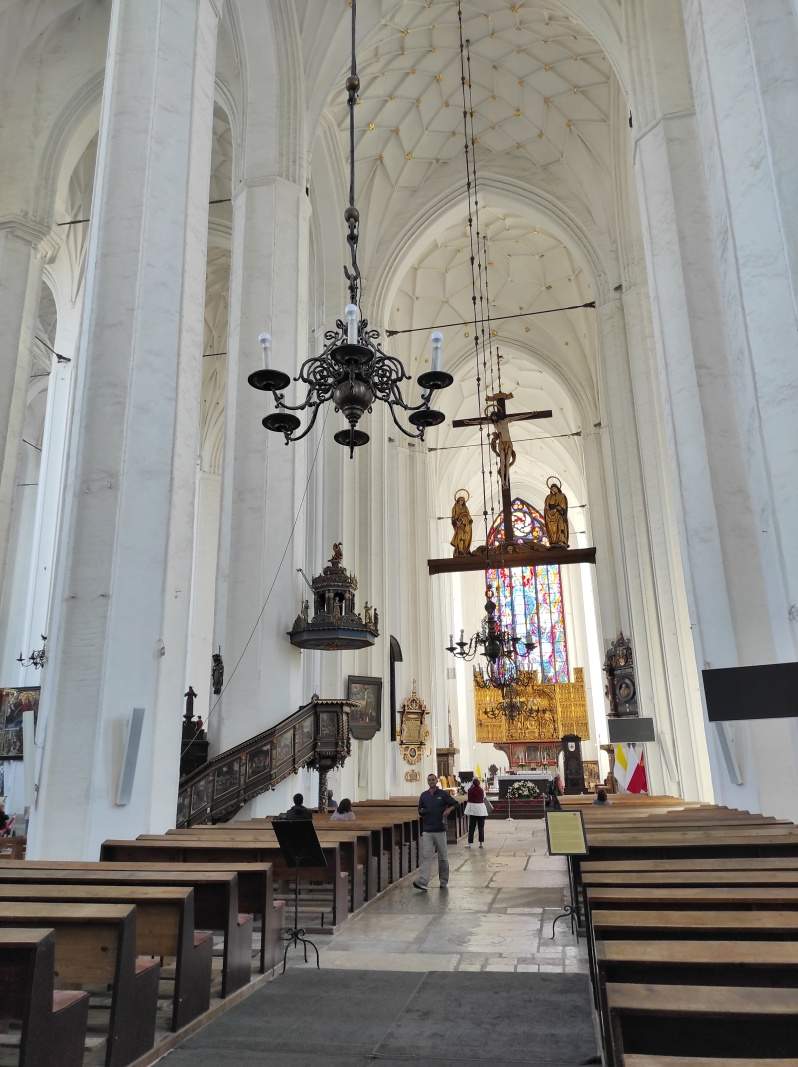 Mariánska Bazilika - hlavná loď